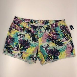 Old Navy Diva Cut Off Denim Shorts